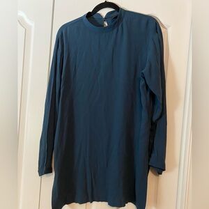 Uniqlo Women's Blue Tunic Top